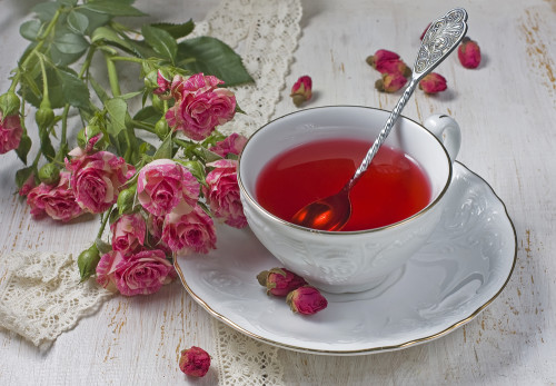 6 reasons why you should drink herbal teas