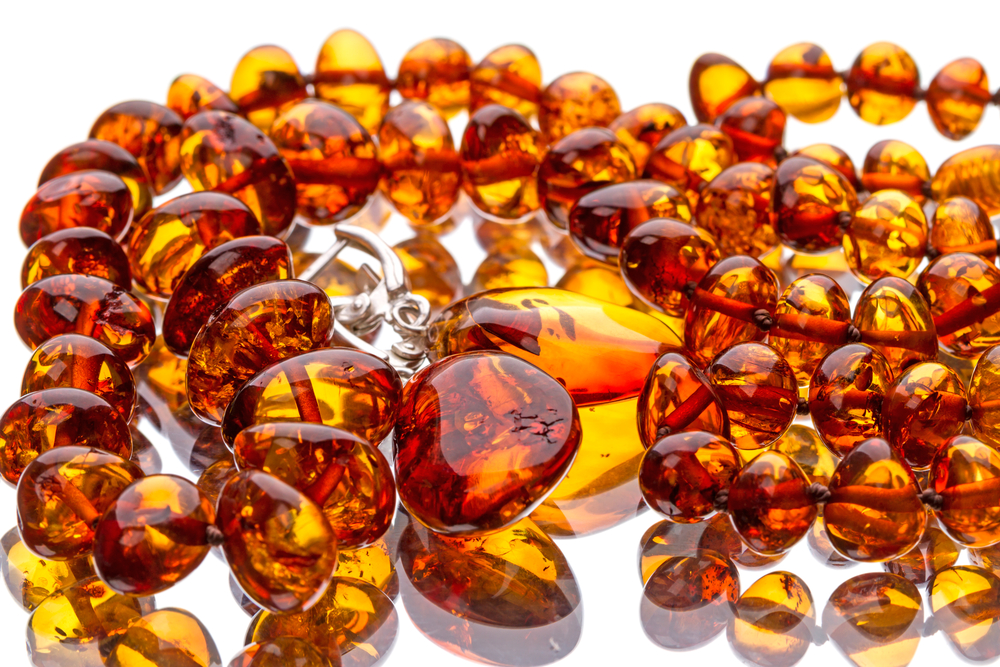 12  remarkable  ways to  better health  using Amber oil